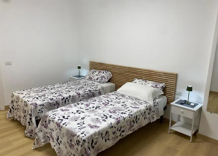 Veyana House