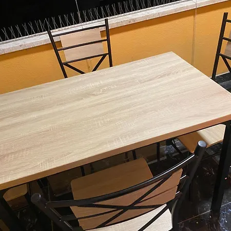 Veyana House アパート ヴェローナ